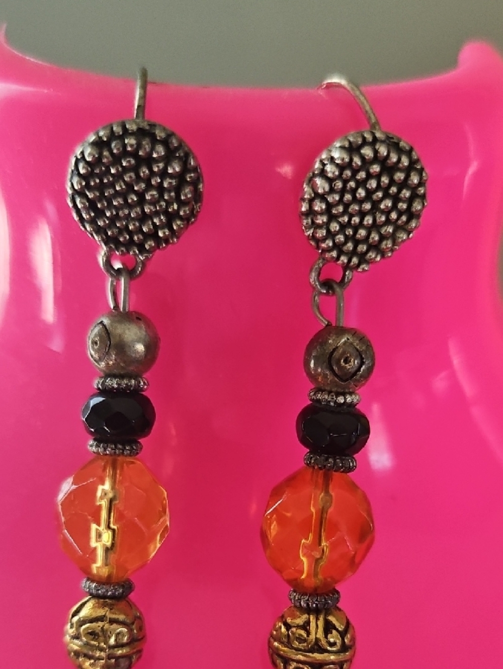 Gorgeous Orange and Black Beaded Necklace, Bracelet & Earring Set - Picture 4 of 6